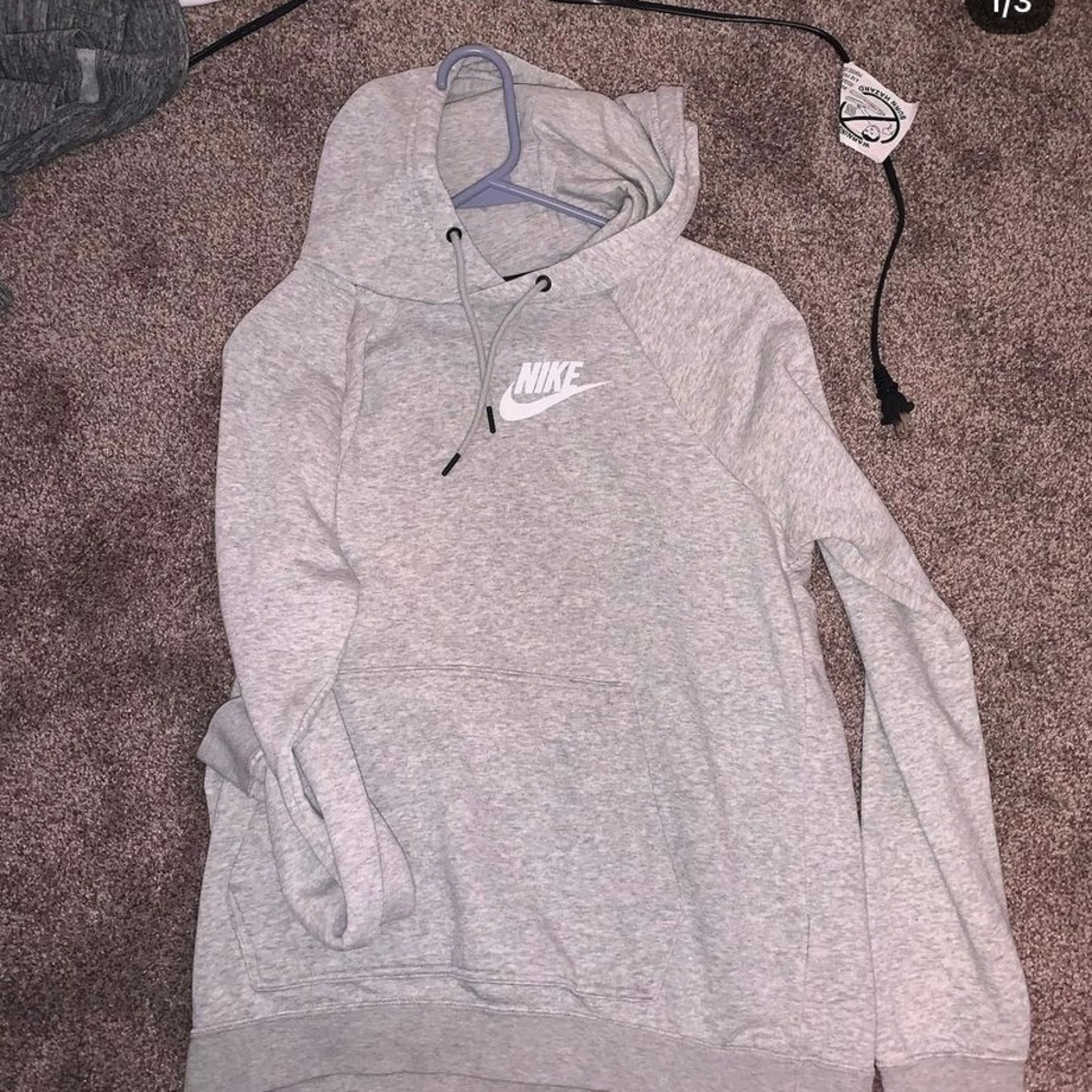 Grey nike fleece hoodie